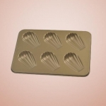 Golden 6-Cup Madeleine Pan