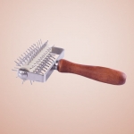 SS Roller Cutter With Wooden Handle. SS Roller Cutter With Wooden Handle.